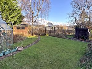 Photo 1- click for photo gallery